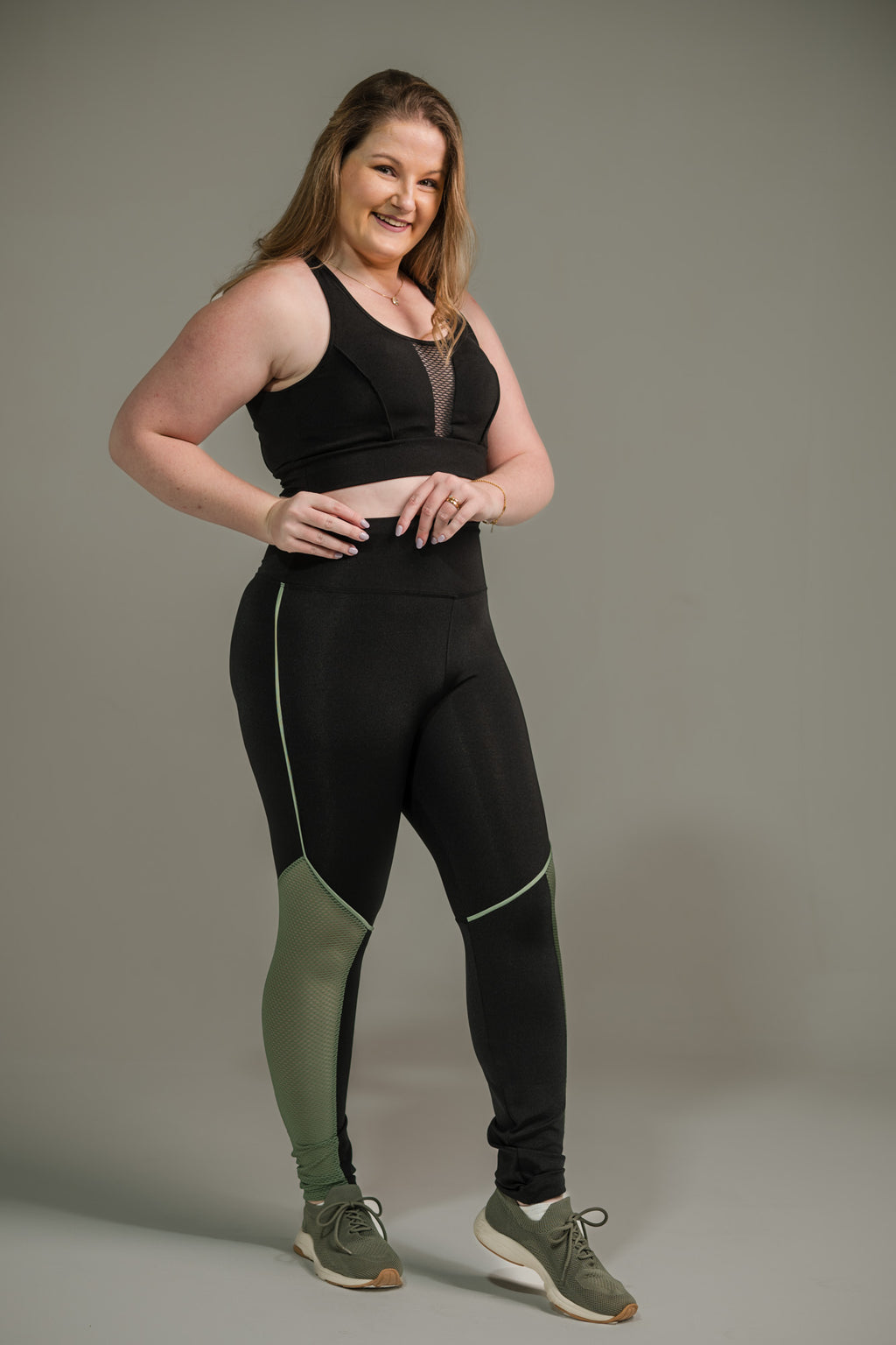 Calça Legging Feminina com Filete e Tela