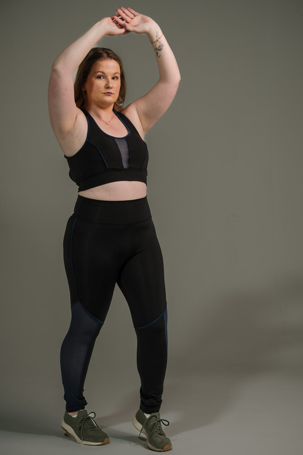 Calça Legging Feminina com Filete e Tela