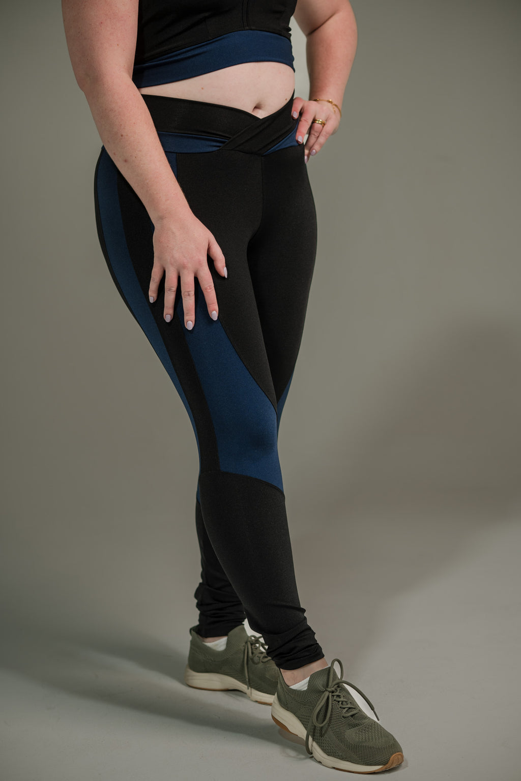 Calça Legging Feminina com Listras nas Coxas