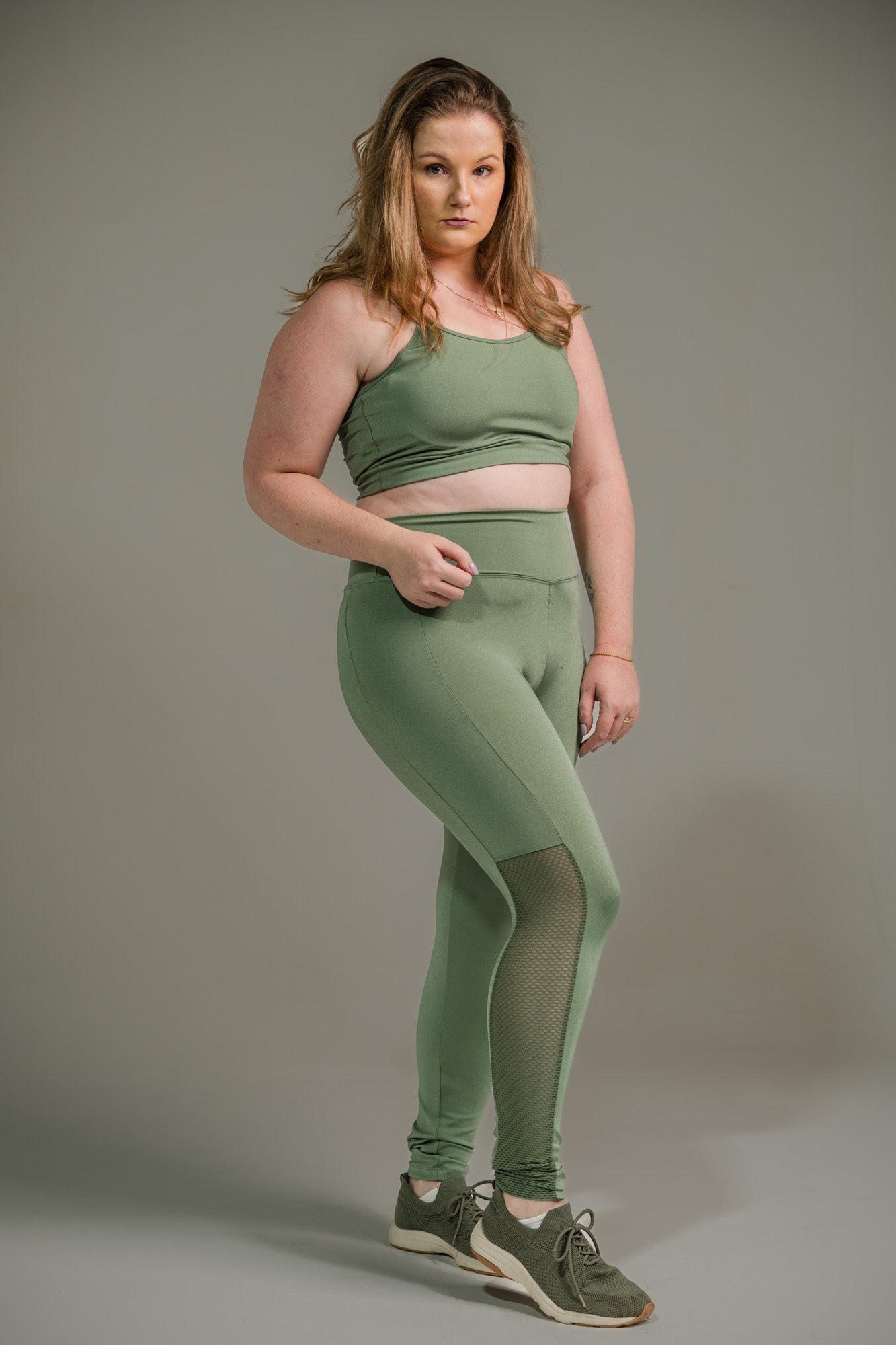 Calça Feminina com Tela Lateral